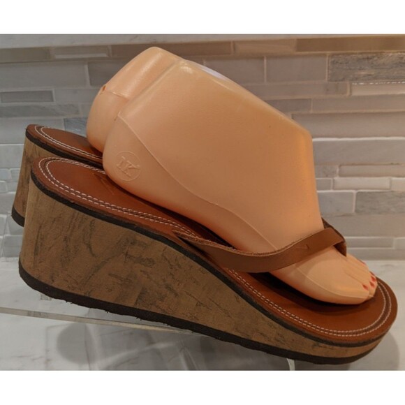 Women's NIKE Brown Leather Wedge Heel Flip-Flop Summer Beachy Sandals SZ 9 - Picture 5 of 8